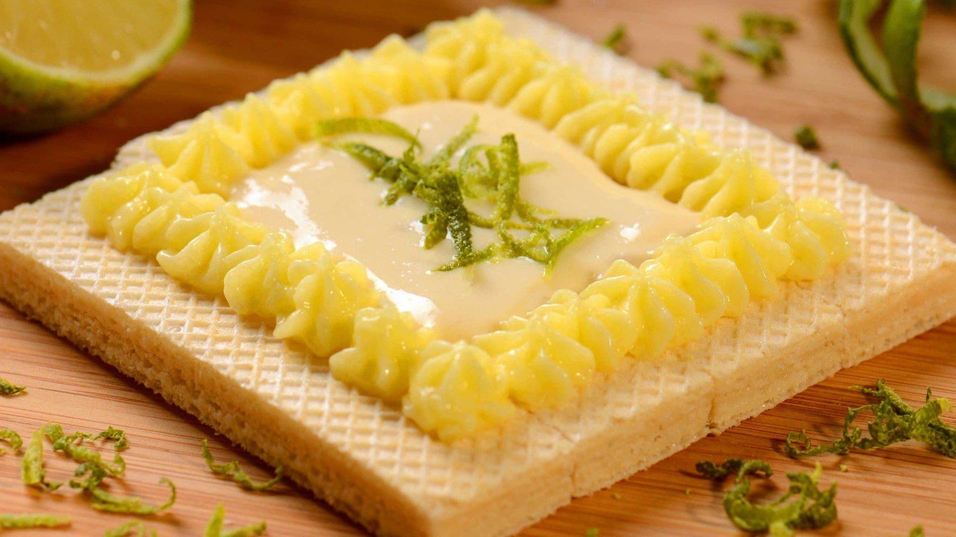 Torta wafer de limão para começar a semana adoçando a vida