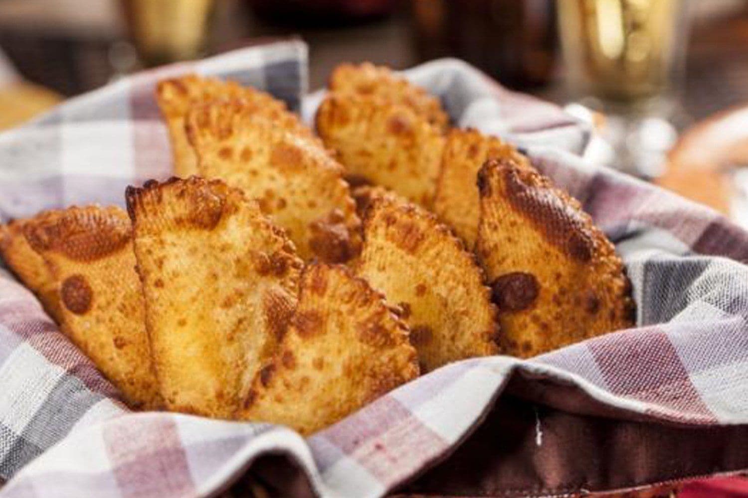 Como preparar um pastel na air fryer seco e crocante