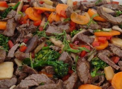 Carne com Legumes à Chinesa