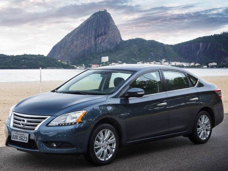 Nissan lança Sentra 2015