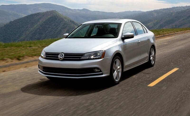 Volkswagen lança Jetta 2015