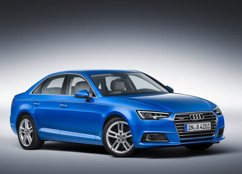 Audi lança novo A4 2016