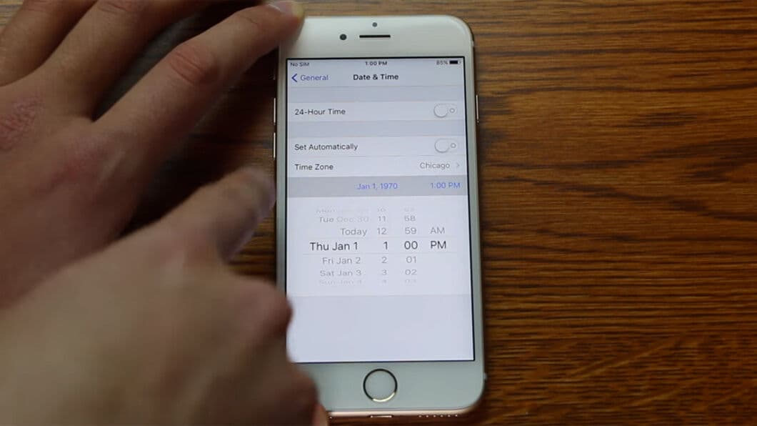 iPhone tem bug de data que pode transformá-lo num caro peso de papel