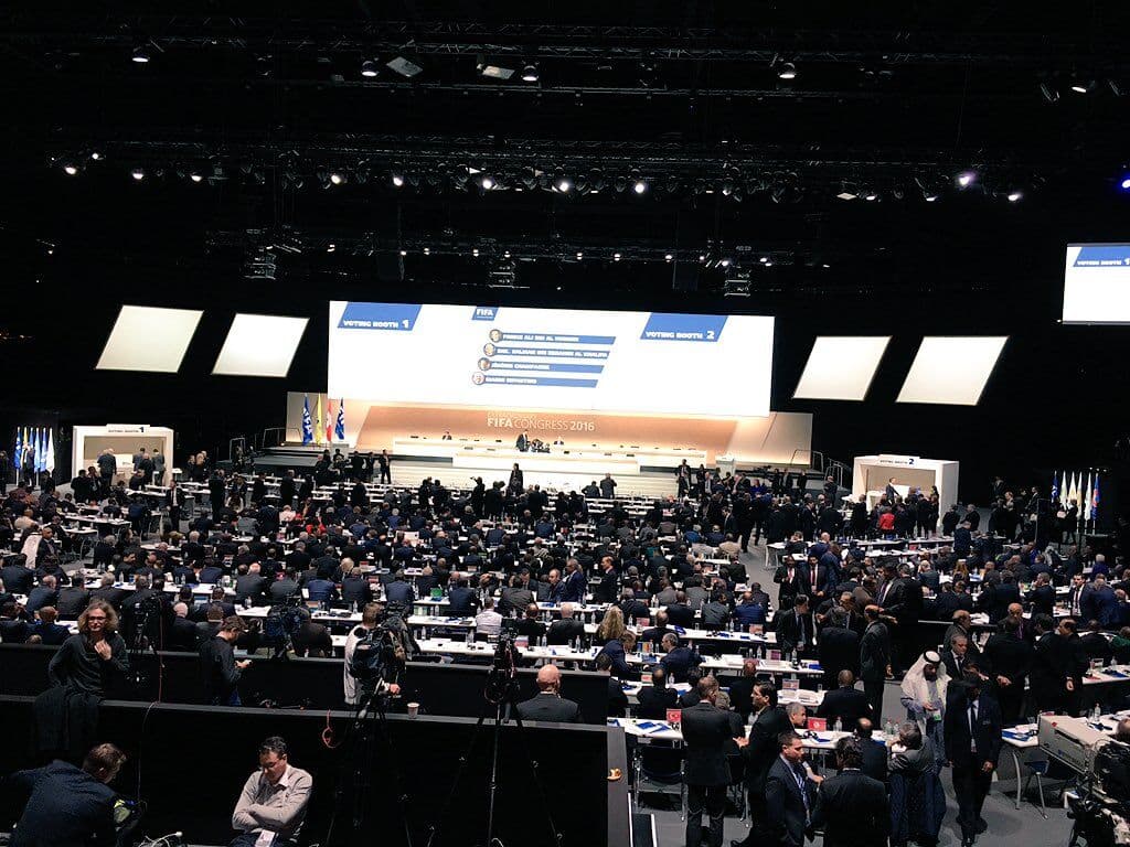 Eleições na Fifa vão para segundo turno com 3 candidatos