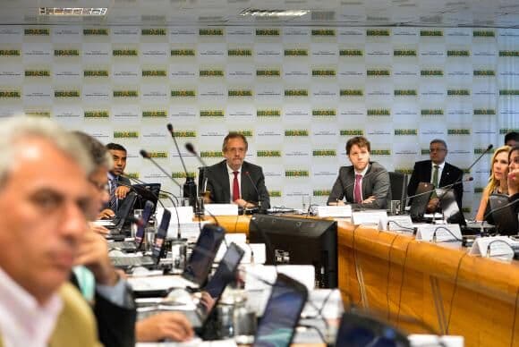 FGTS libera mais R$ 21,7 bilhões para habitação em 2016