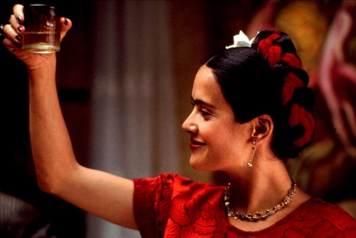 Projeto Estacine exibe filmes 'Frida' e 'Miss Potter' neste fim de semana