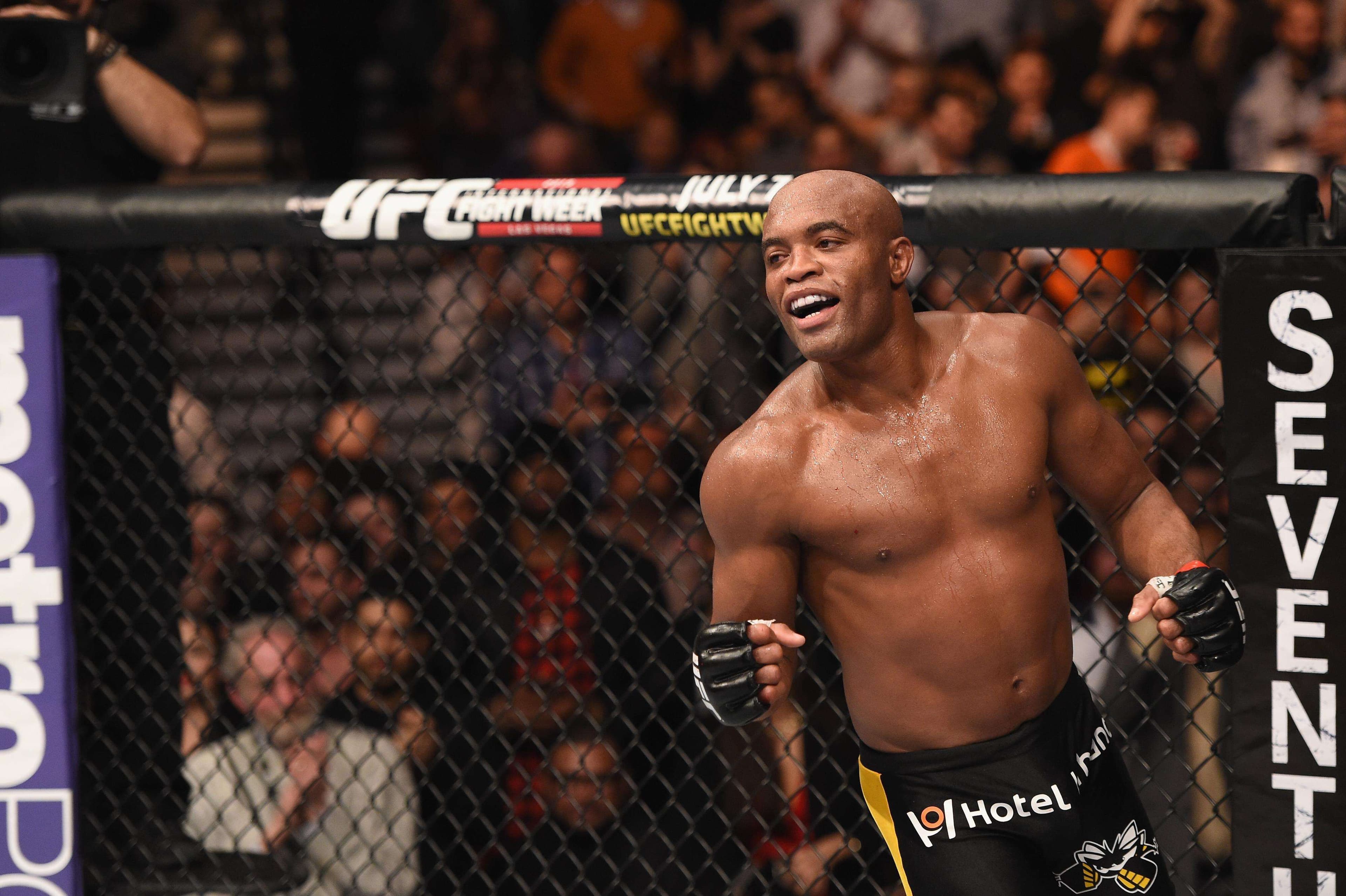 Ultimate fecha luta entre Anderson Silva e Uriah Hall para card de Curitiba