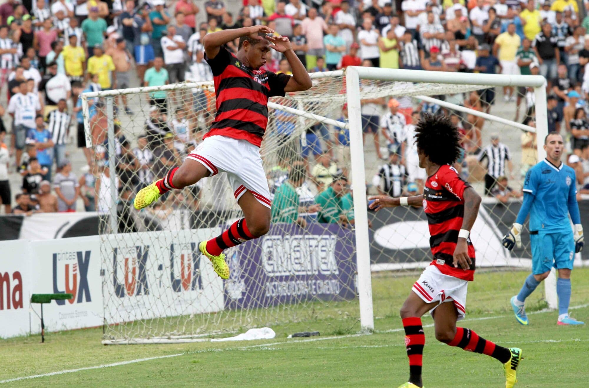 Campinense enfrenta o Salgueiro pelas quartas de final do Nordestão