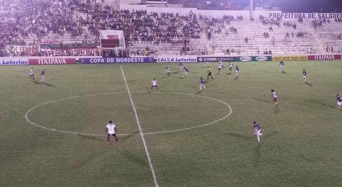 Campinense bate o Salgueiro fora de casa e se aproxima da semifinal