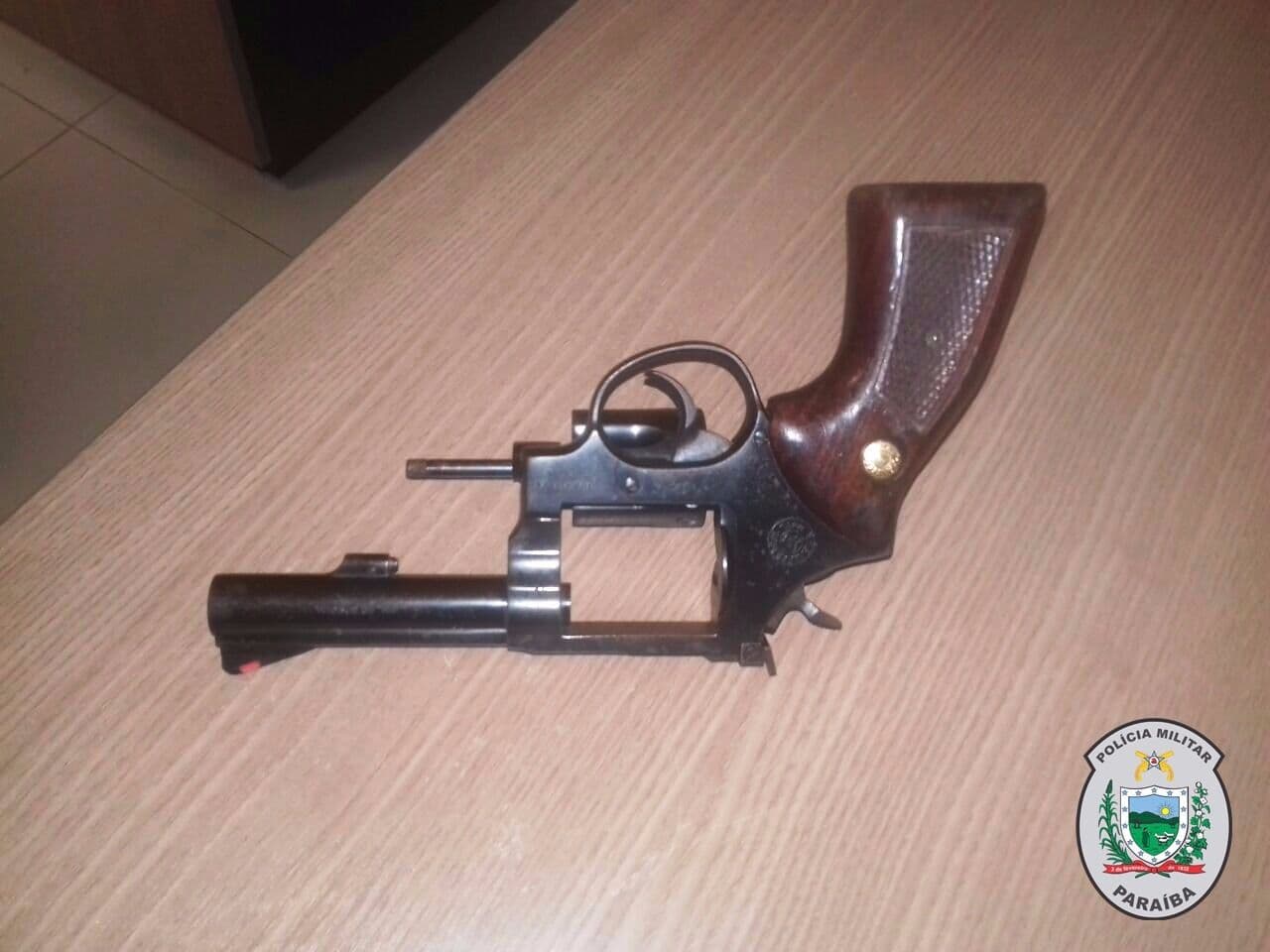 Polícia prende suspeito de homicídio em Cabedelo