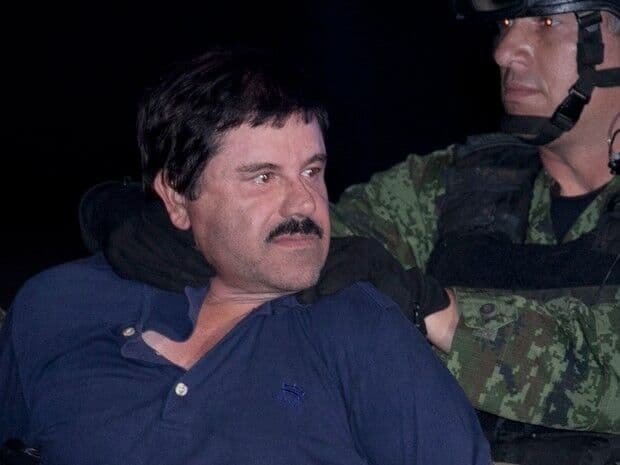 Mexicano 'El Chapo' é transferido a prisão na fronteira com os EUA