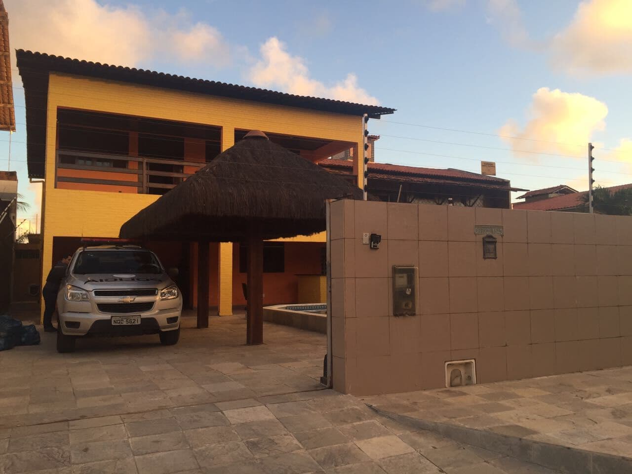 Polícia fecha cassino de luxo na Zona Sul da Capital e prende cinco pessoas