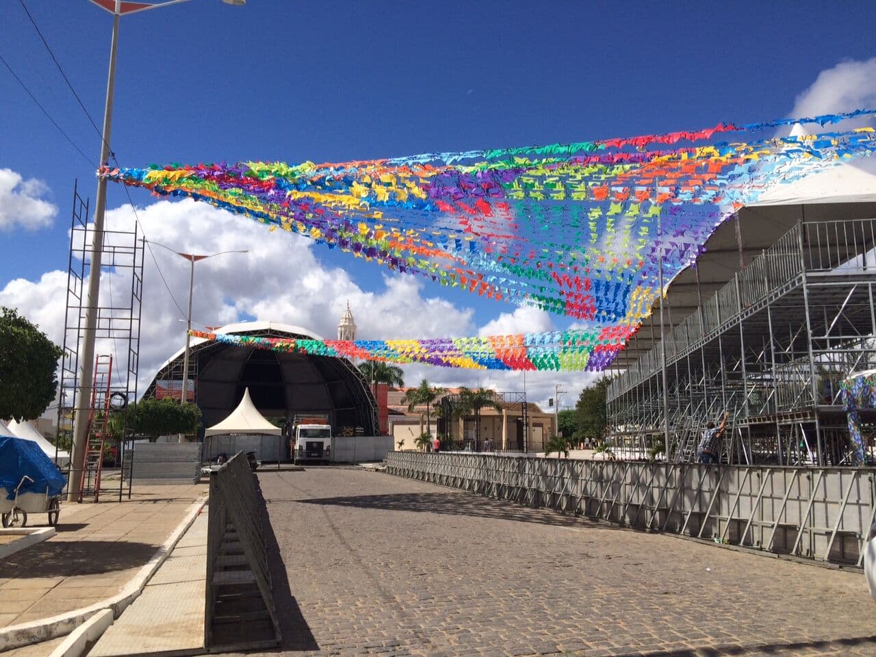 São João 2025: Monteiro lança edital para contratar artistas e bandas para festa junina