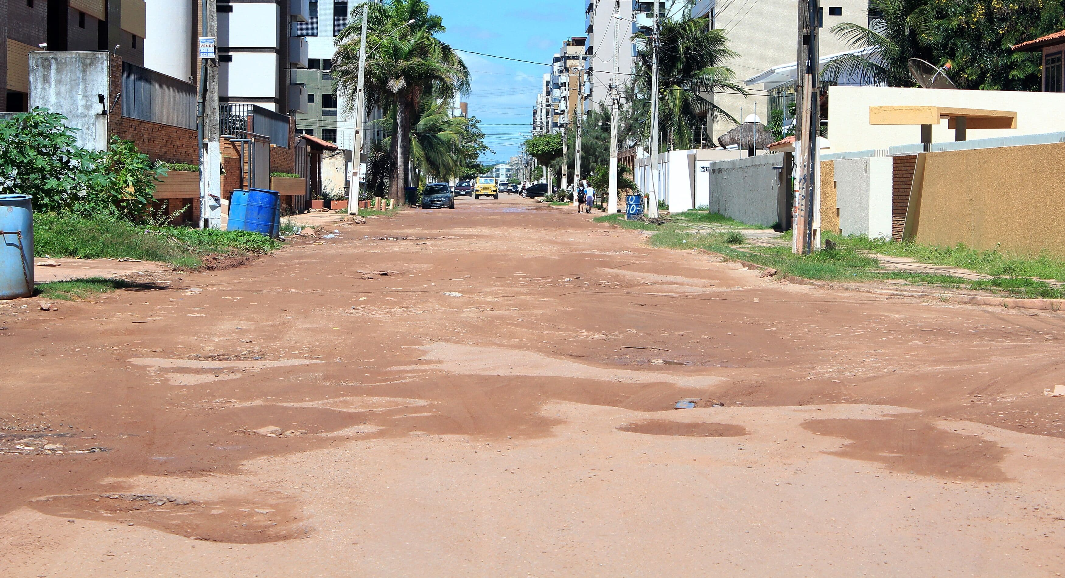Justiça determina que Prefeitura de Cabedelo realize pavimentação e drenagem de ruas de Camboinha