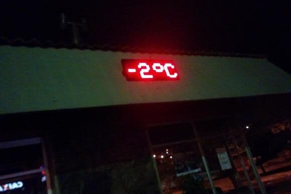 Massa fria atinge a Região Sul e faz nevar em cidade de Santa Catarina