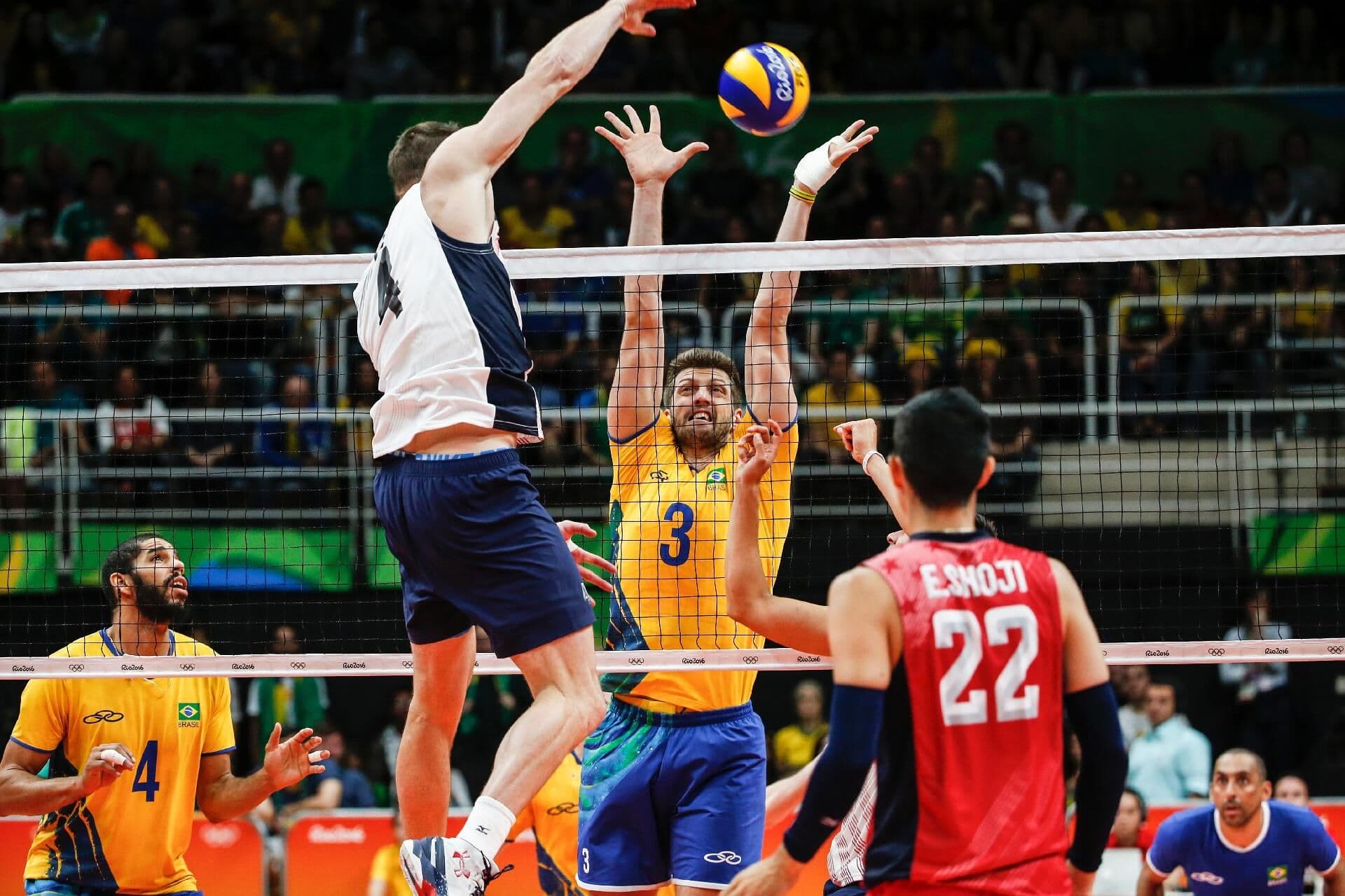 Seleção masculina de vôlei perde para os Estados Unidos