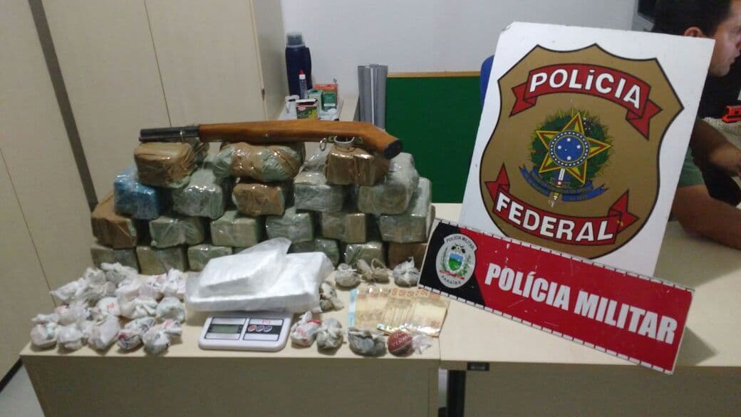 Mulher é presa com 30 kg de drogas na Capital