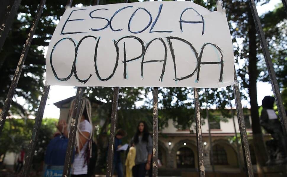 Termina hoje prazo dado pelo MEC para que estudantes desocupem escolas