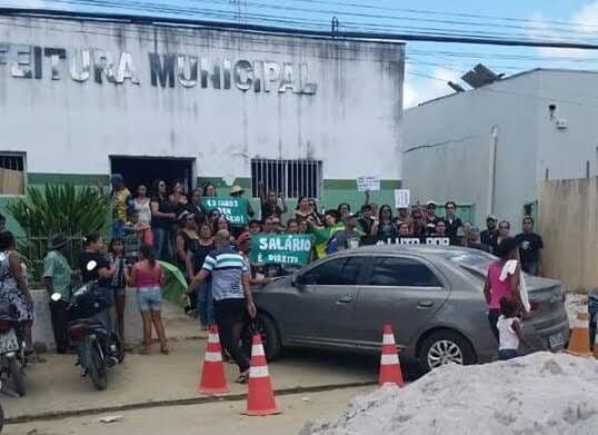 Professores prometem realizar grande ato público em Caaporã