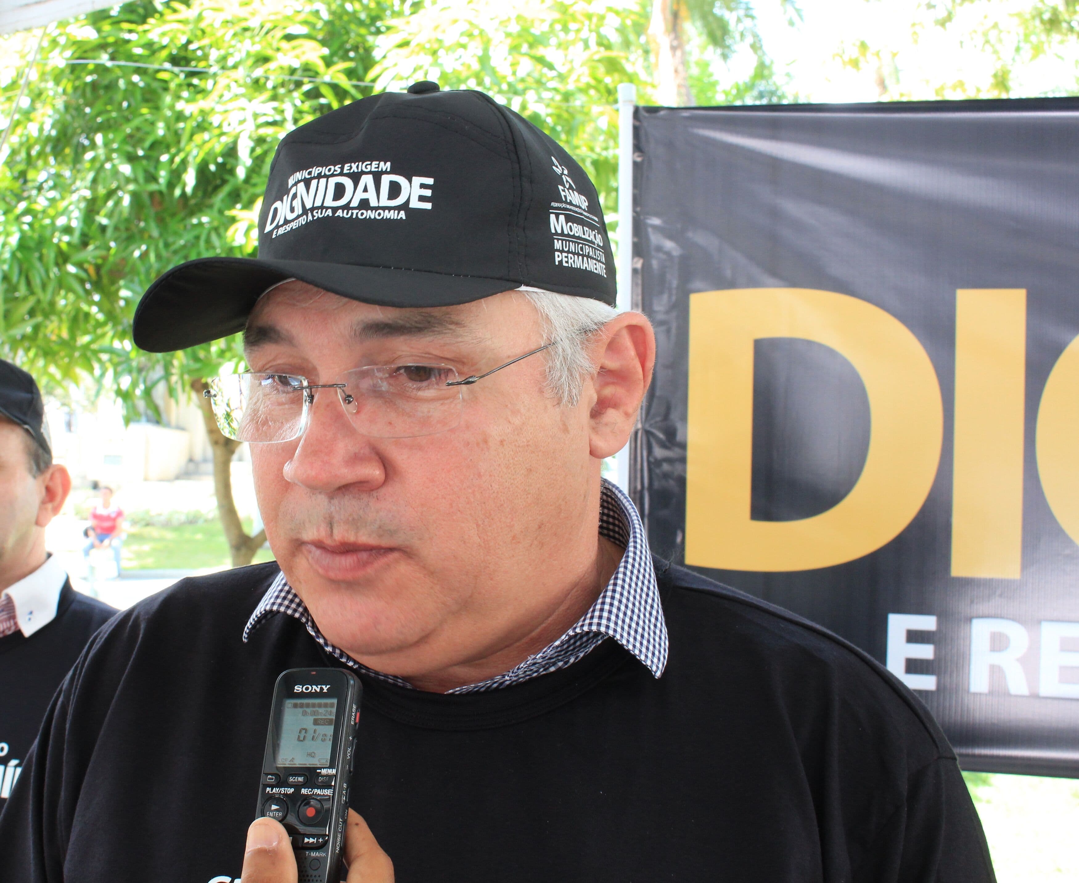 Prefeitos paraibanos vão a Brasília para discutir dificuldades financeiras