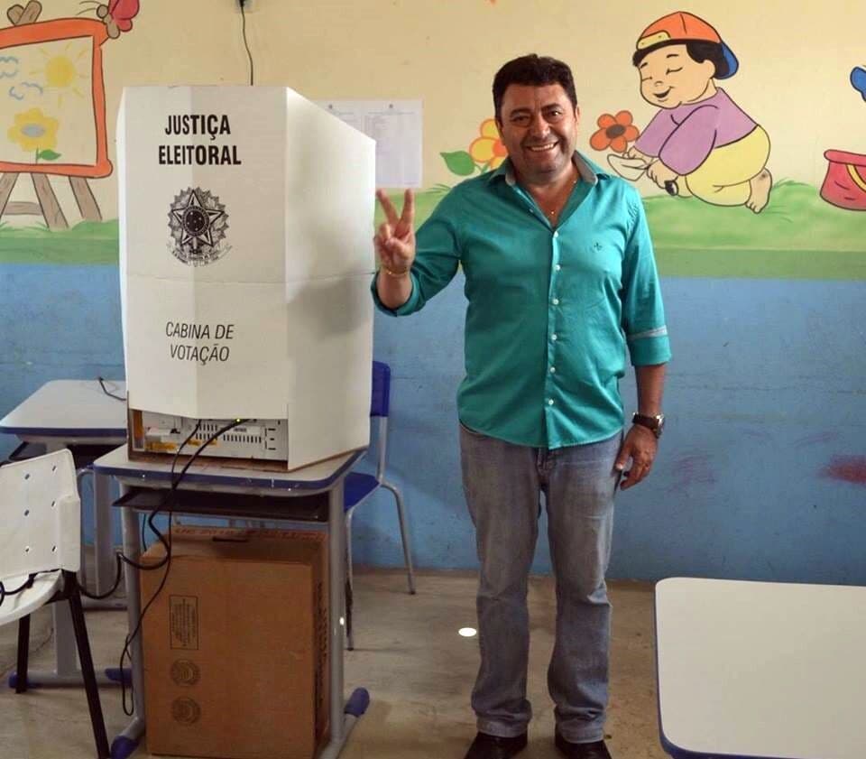 Prefeito de Soledade eleva imposto e cria taxa, oposição reage