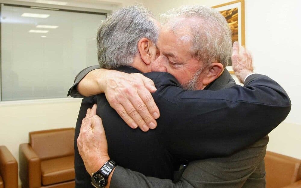 Temer lamenta morte de Marisa Letícia e decreta luto oficial de três dias