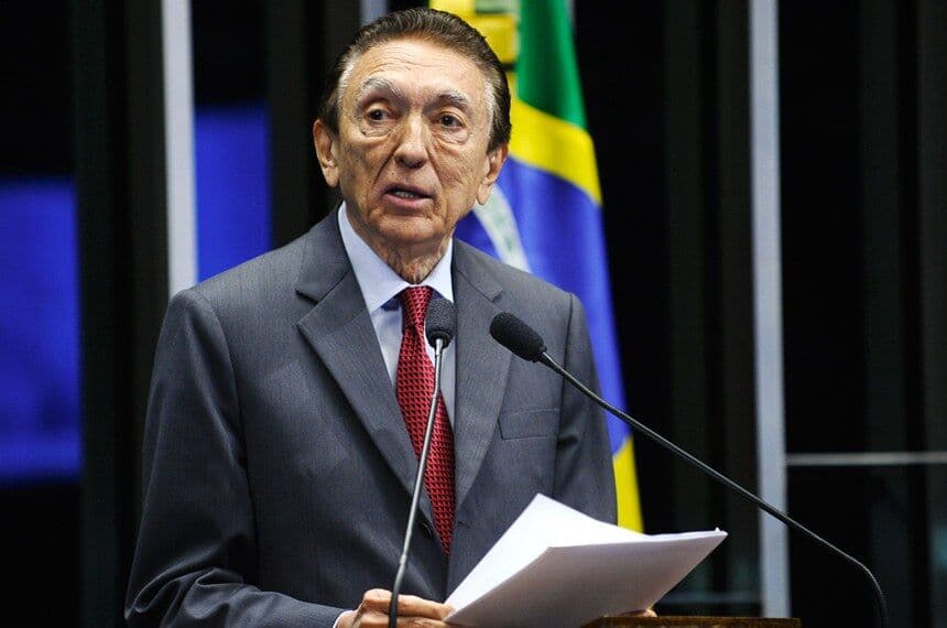 Citado na Lava Jato, Edson Lobão será presidente da CCJ