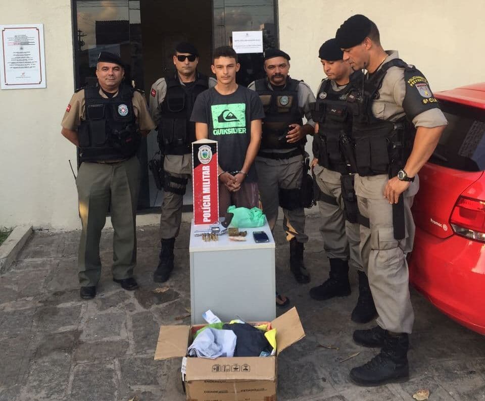 Jovem é preso acusado de tráfico de drogas em Mangabeira