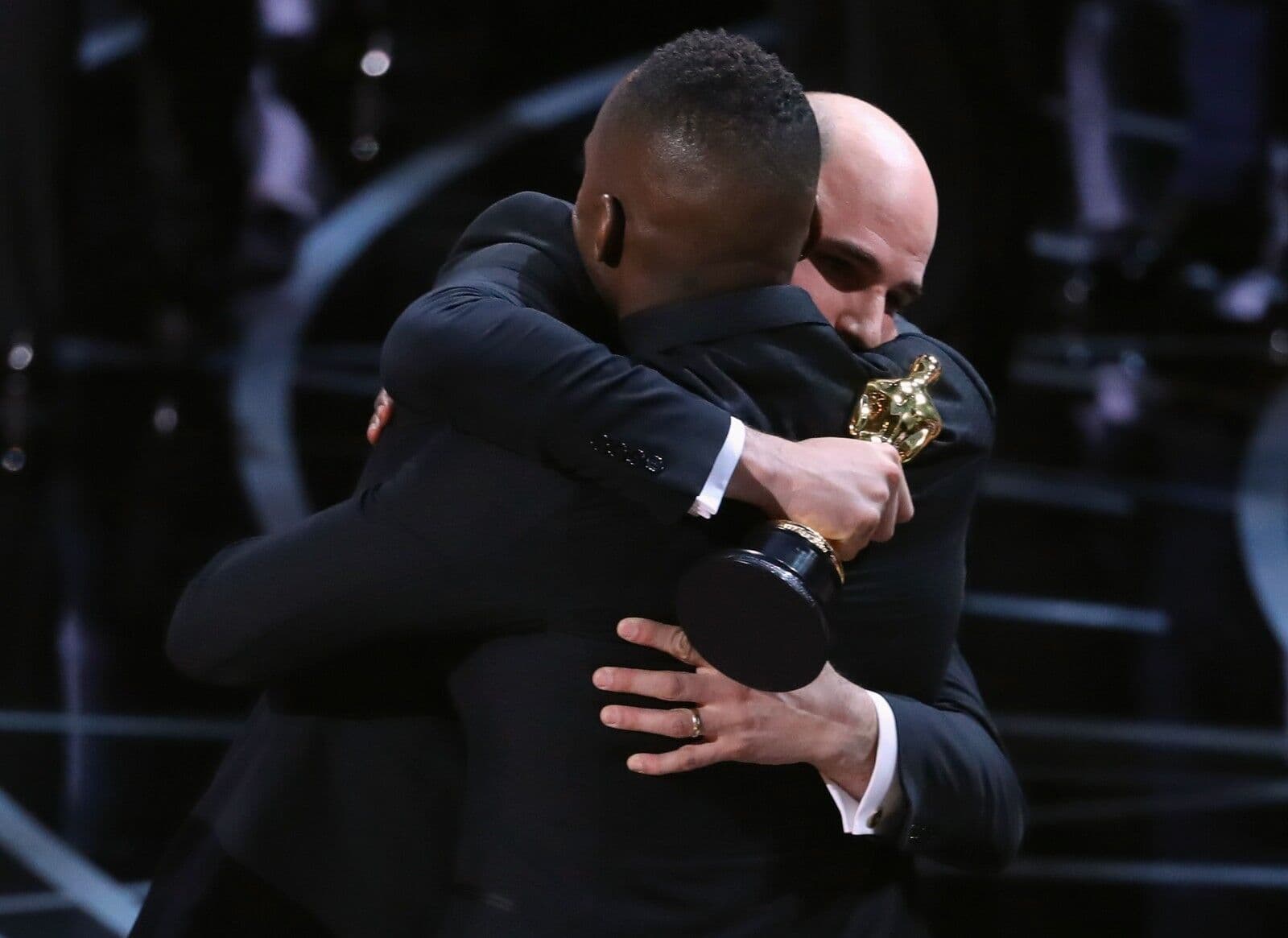 Gafe durante a entrega do Oscar quebra a internet e gera memes