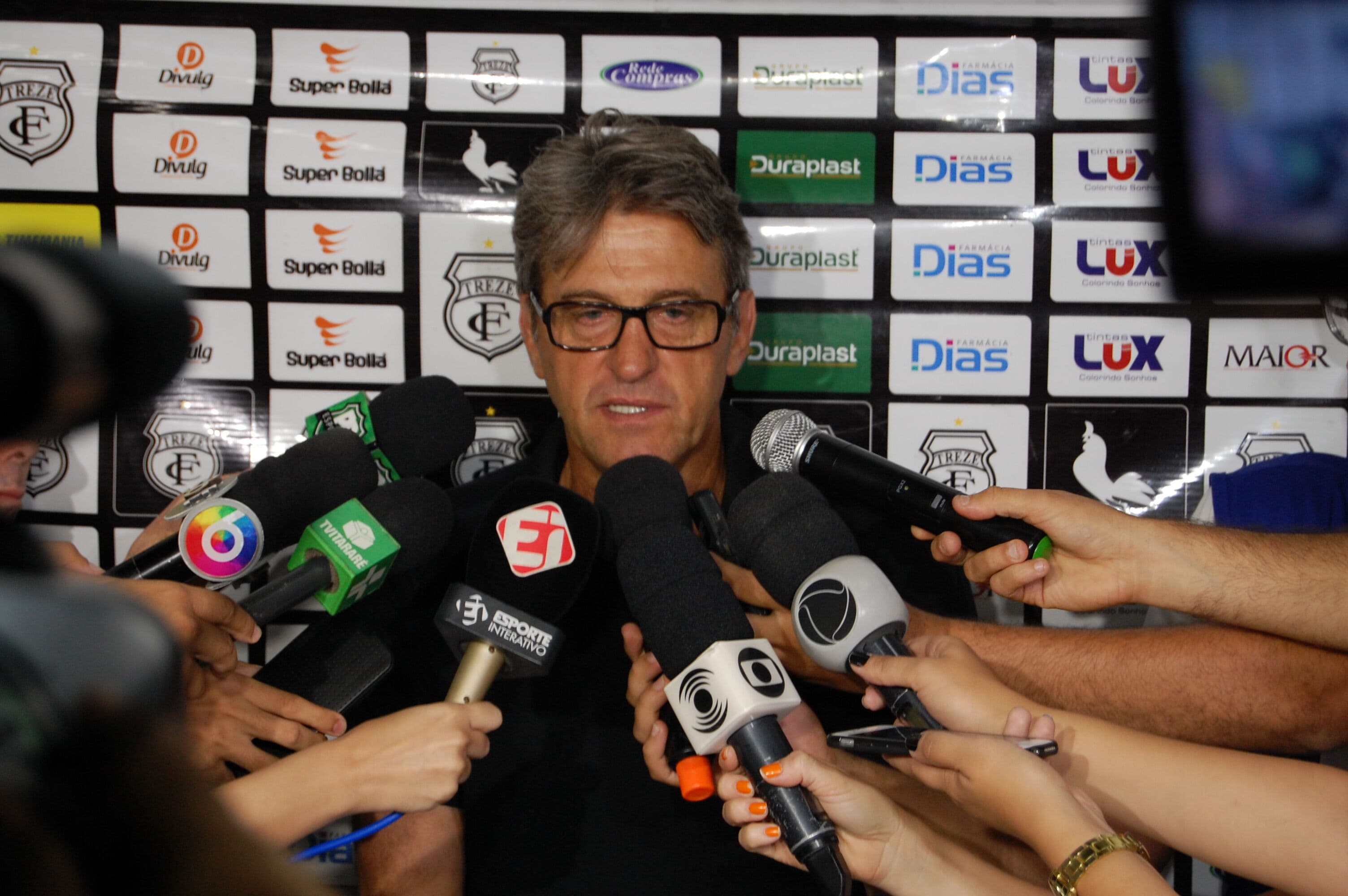 Treze dispensa técnico e novo treinador deve ser anunciado esta semana