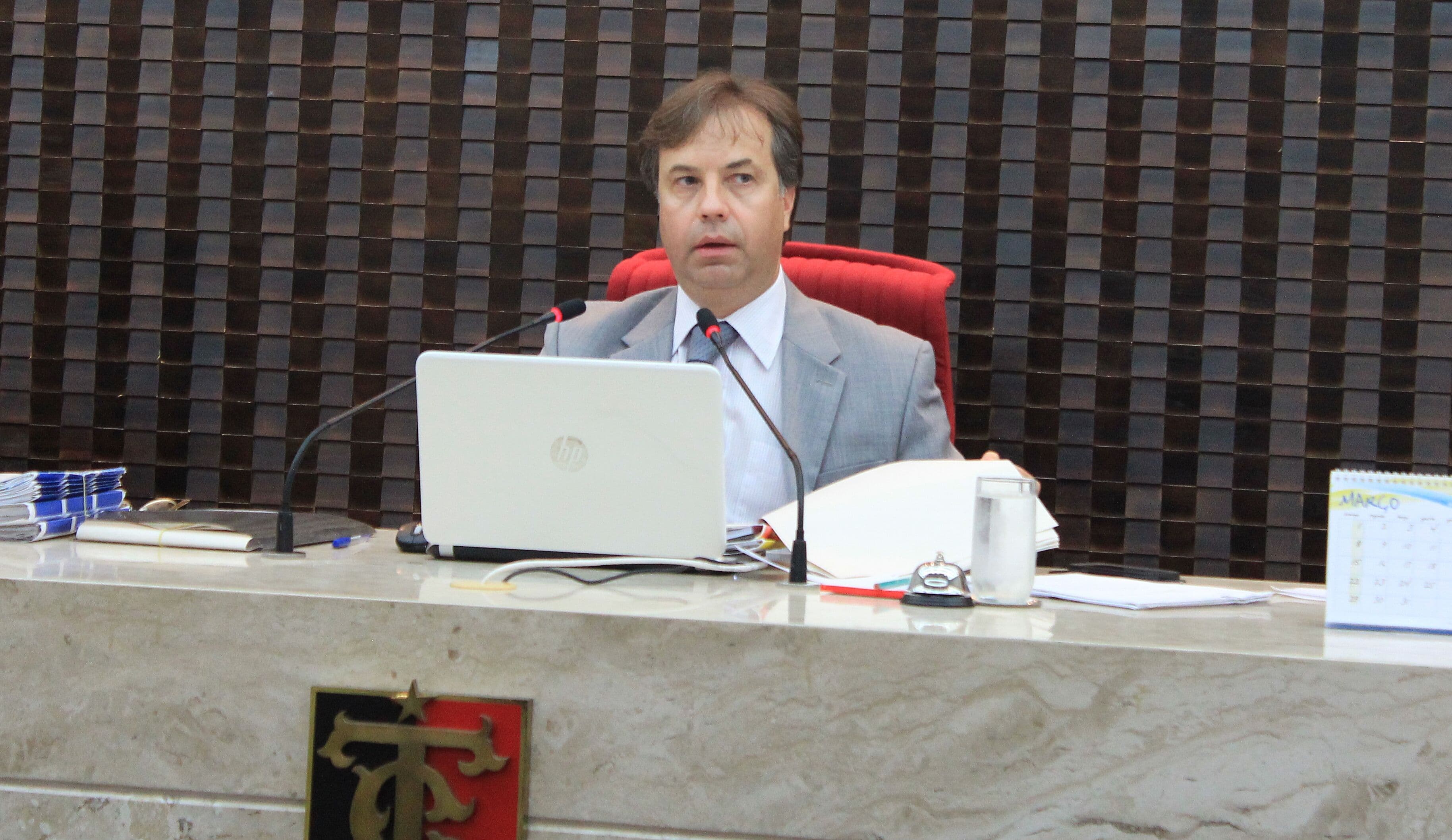 TCE suspende dois pregões da Prefeitura de Patos por falhas