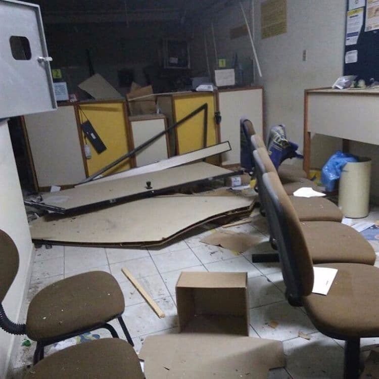 Assaltantes explodem agência dos Correios no distrito de Galante