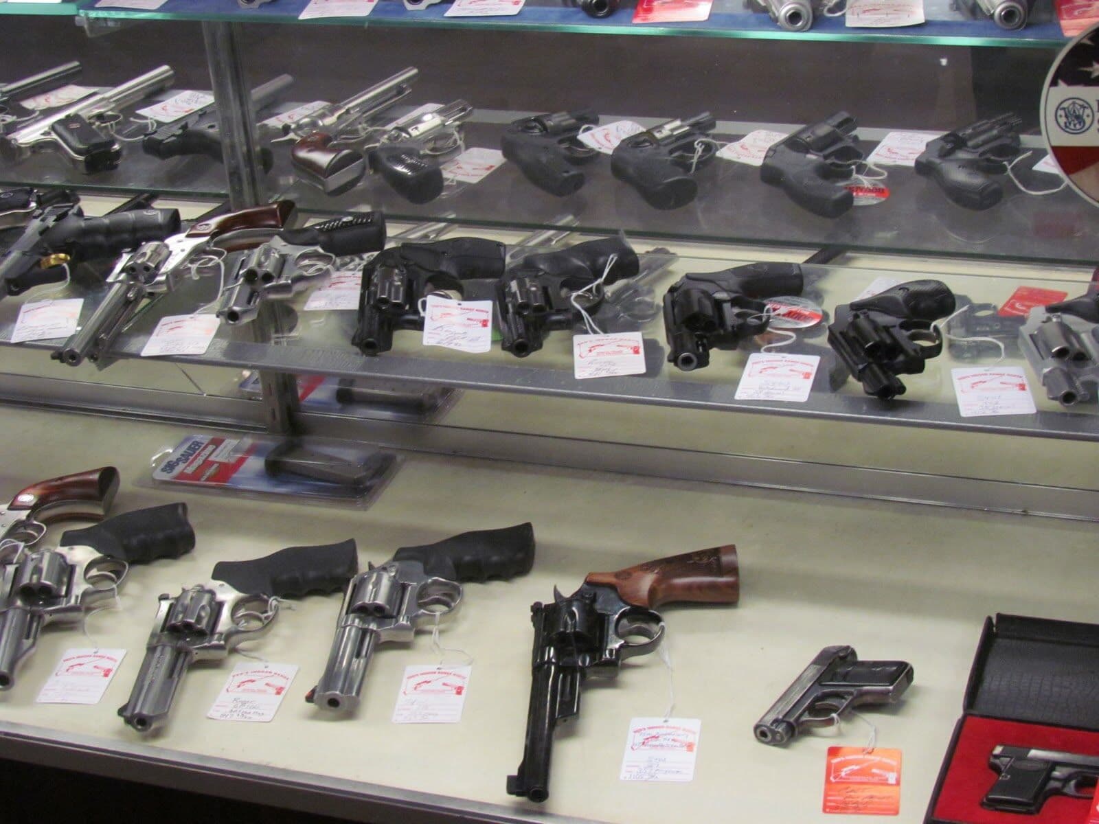 PL isenta profissional da segurança de pagar ICMS na compra de munições e armas de fogo