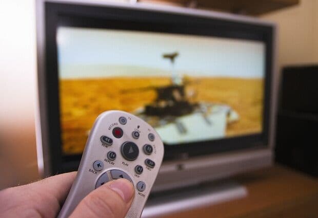 TV por assinatura perde 95 mil assinantes em fevereiro