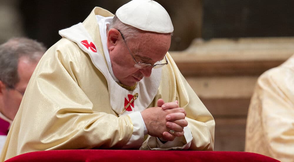 Papa Francisco pede à ONU a "eliminação total" das armas nucleares