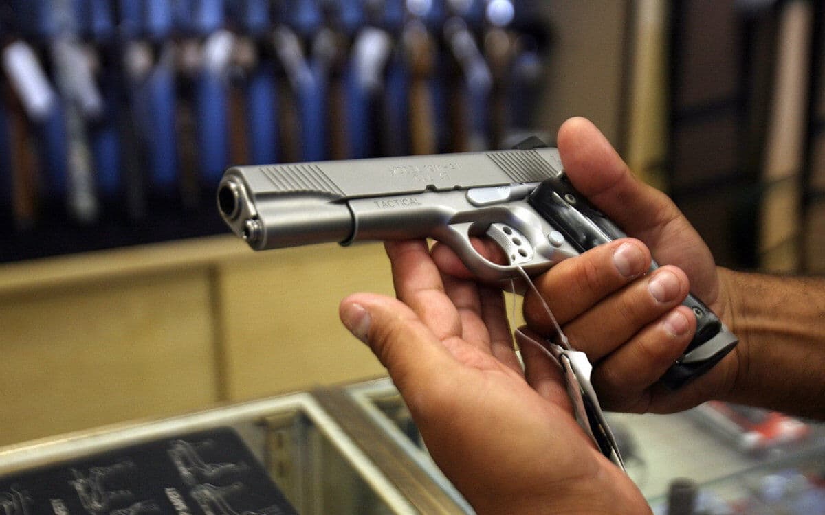 O Brasil ainda precisa do Estatuto do Desarmamento ou deveria liberar a venda de armas?