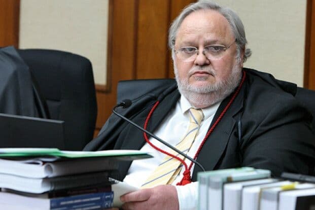 Ministro do STJ determina afastamento de seis conselheiros do TCE-RJ por 180 dias