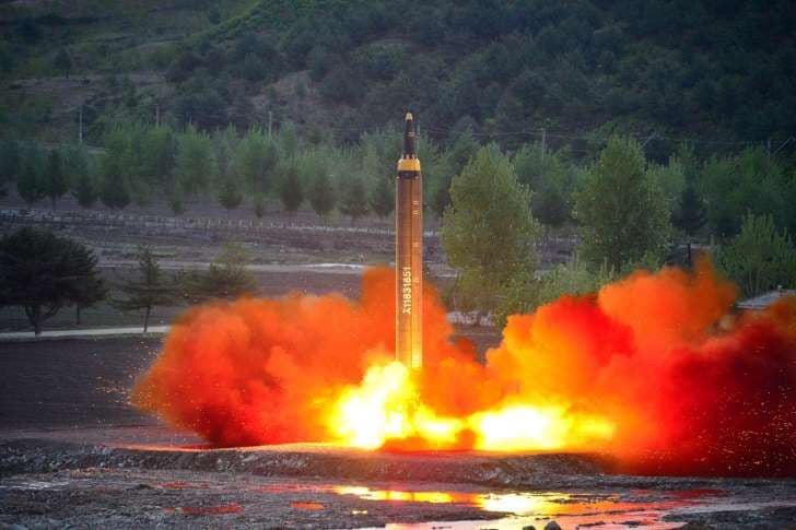Coreia do Norte realizou neste domingo novo teste com míssil, diz Seul