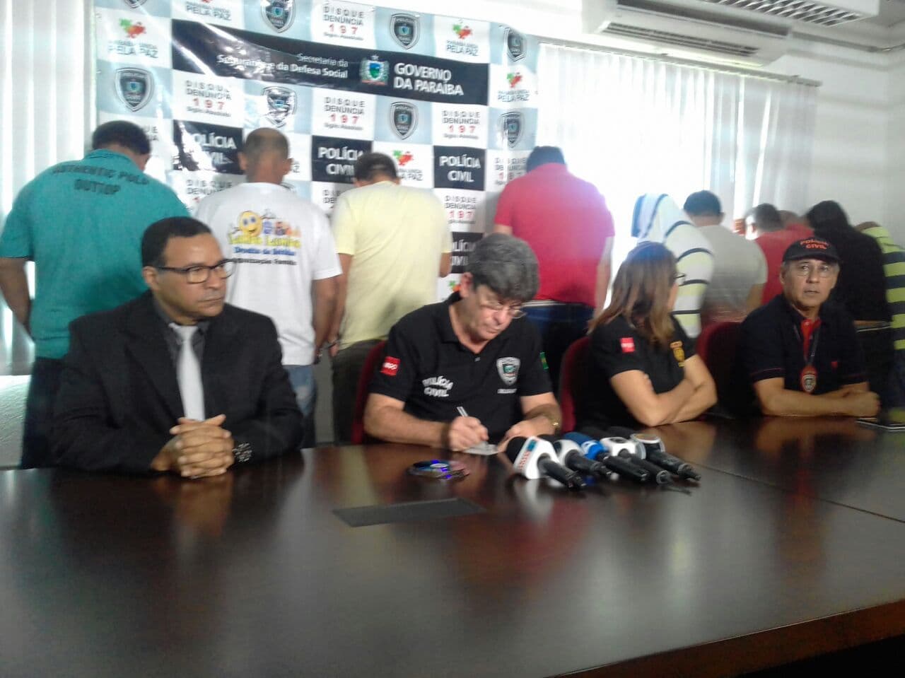 Operação Clone 3 prende policiais e despachantes suspeitos de roubo e clonagem de veículos