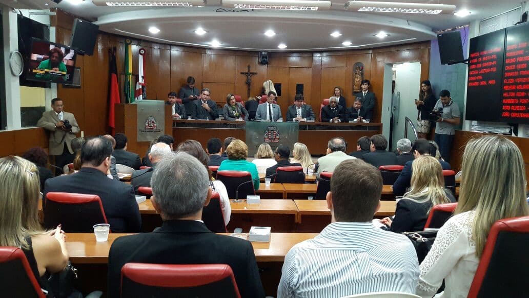Câmara de João Pessoa homenageia vereador Pedro Coutinho em sessão especial
