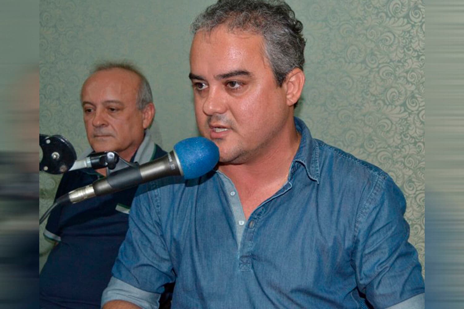 Desembargador cassa liminar que mantém Renato Mendes na prefeitura de Alhandra