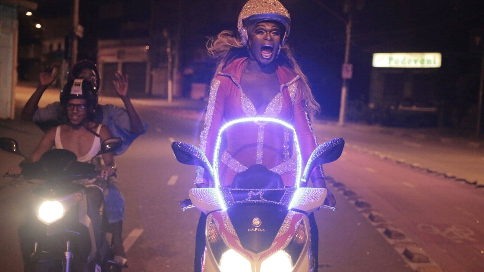 'Corpo Elétrico' tem pré-estreia em cinema de João Pessoa nesta terça-feira