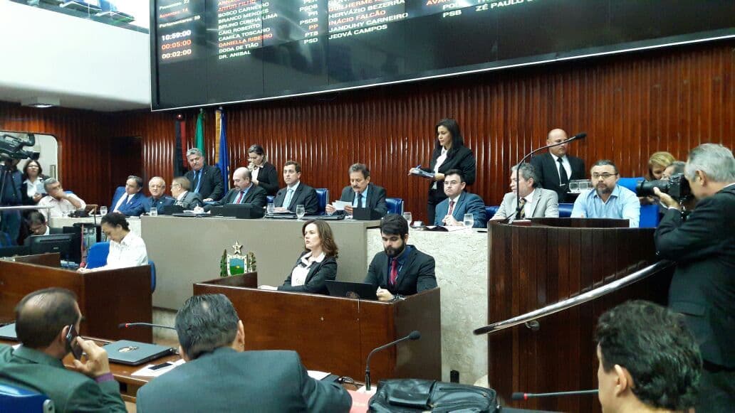 Prefeitos e deputados relatam preocupação com possibilidade de desinstalação de comarcas