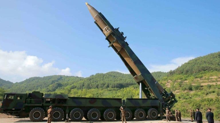 Japão mobiliza tropas diante de possível lançamento de míssil norte-coreano