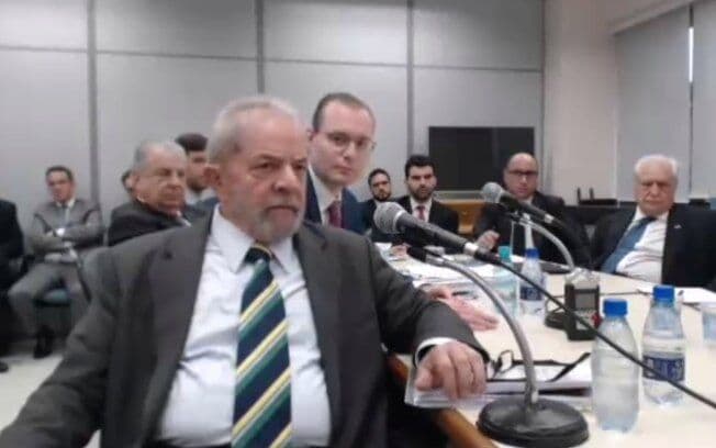 Moro nega último pedido da defesa de Lula e marca prazos para alegações finais