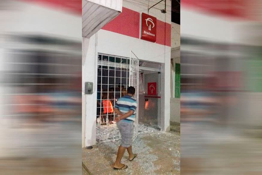 Bandidos arrombam duas agências bancárias na Paraíba durante a madrugada