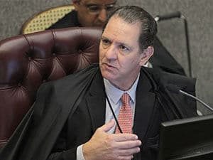 CNJ investigará juiz que acusou ministro Gilmar Mendes de corrupção