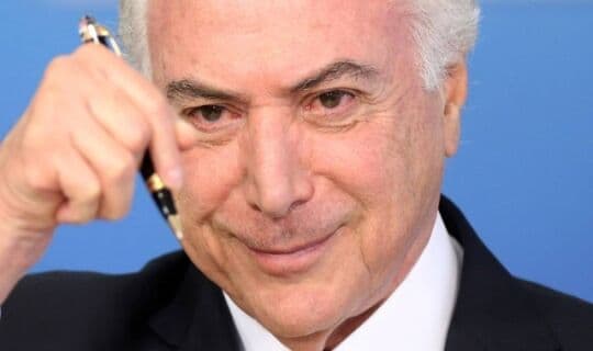 CCJ aprova relatório pela inadmissibilidade de denúncia contra Temer