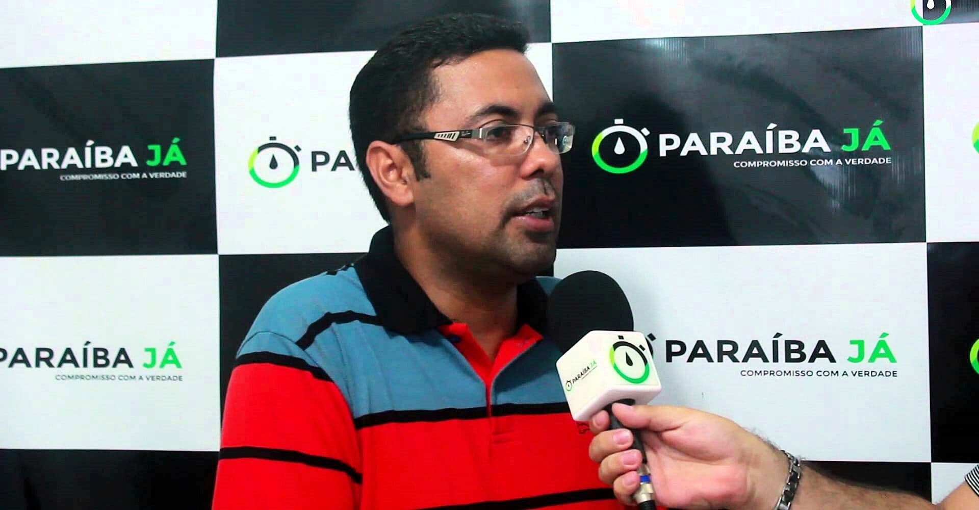 Presidente da Câmara de Bayeux relata agressões mútuas e Conselho de Ética quer apurar