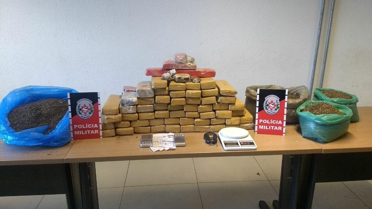 Polícia localiza quase 50 quilos de maconha em casa abandonada em João Pessoa